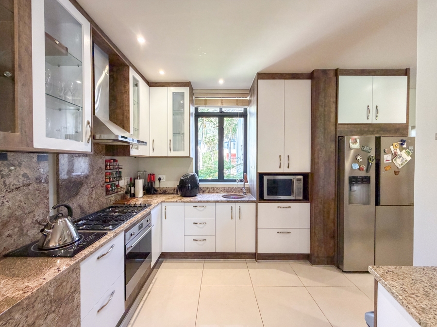 To Let 3 Bedroom Property for Rent in Stonehurst Mountain Estate Western Cape
